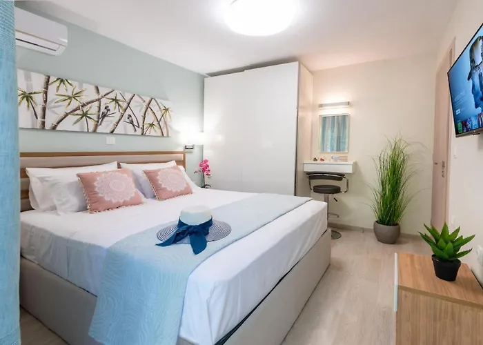 Costamare Boutiqueapart-Where Luxury Meets Comfort Rhodes City