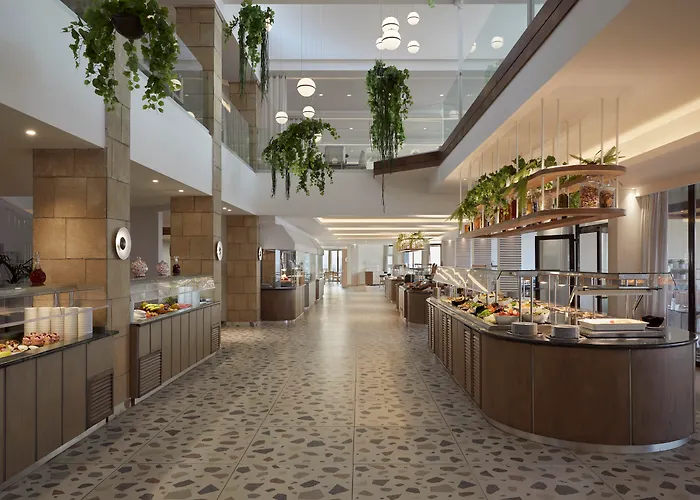 Rhodes City Hotels near Diagoras Airport (RHO)