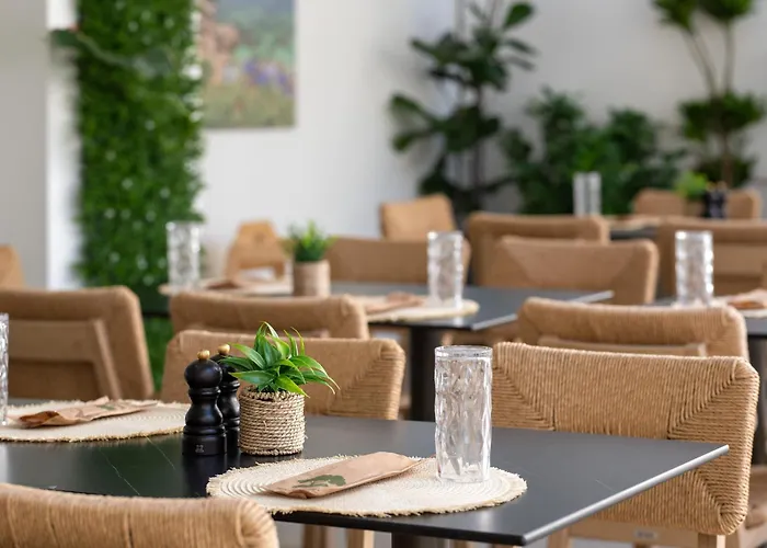 Acandia Hotel Rhodes City - 4 star Hotel