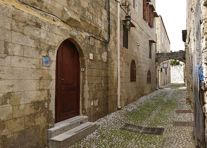 Pet friendly Eleni Rooms Rhodes City