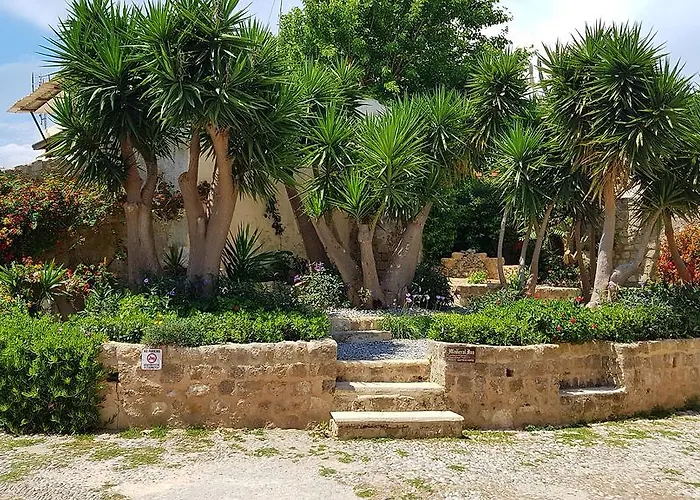 Rhodes City hotels near Medieval City